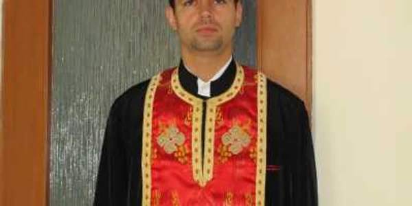Preotul Dragoş Ivănescu