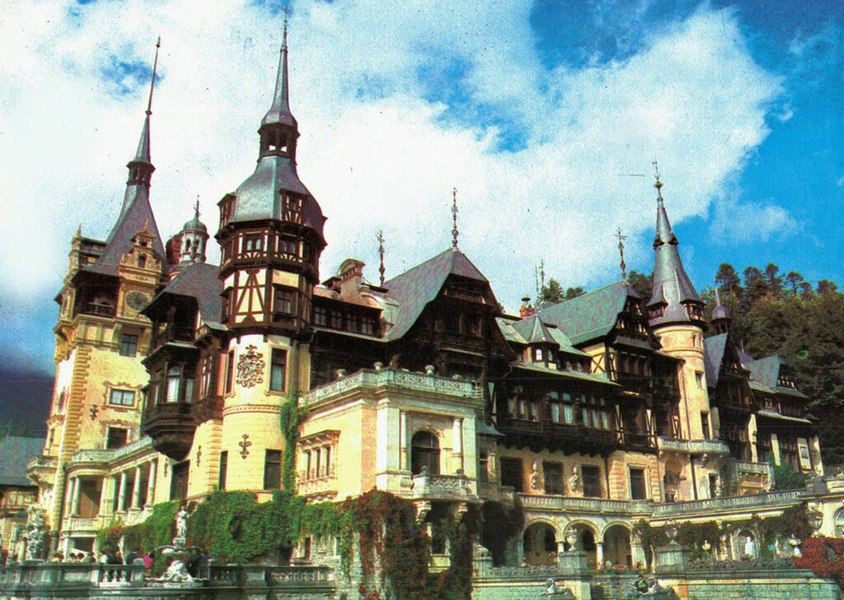 Călătorie în timp printre bijuteriile Munților Bucegi: Castelul Peleș și Castelul Cantacuzino FOTO