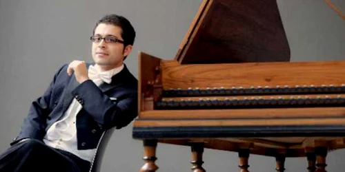 Mahan Esfahani