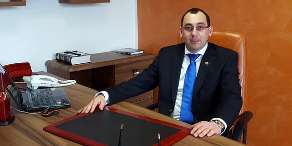 Virgil Saghin primar Vatra Moldovitei FOTO Facebook jpg