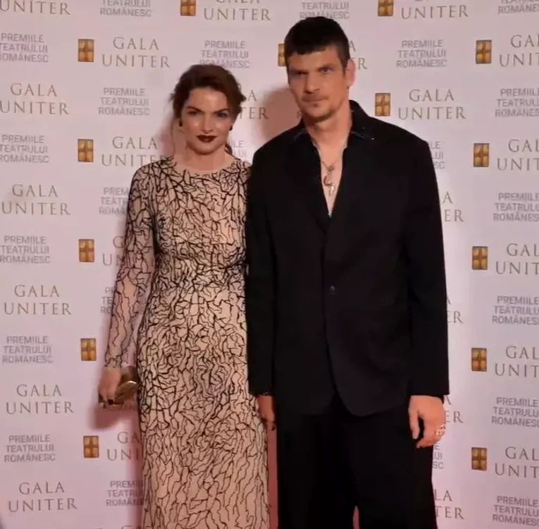 Iulia Mîzgan l-a însoțit la eveniment pe Tudor Chirilă 