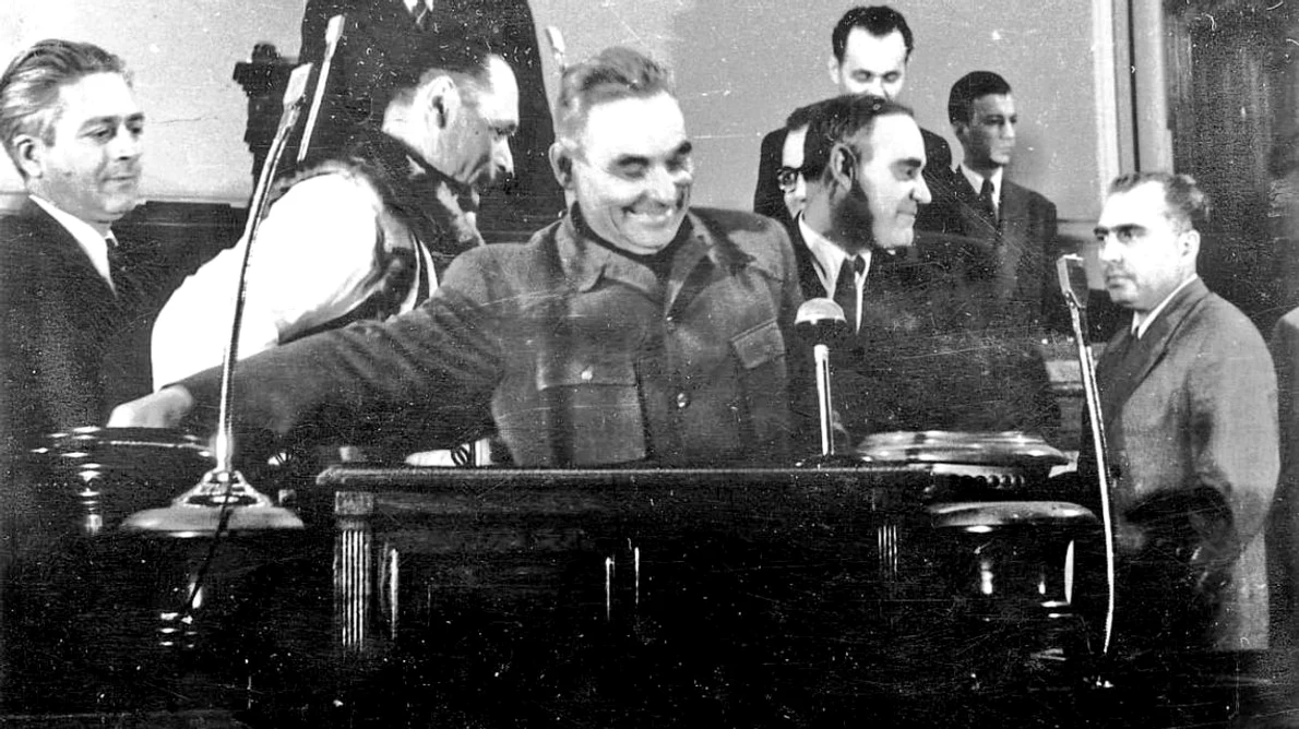 Condamnarea comunistului Vasile Luca de cǎtre tovarǎșii de luptǎ jpeg