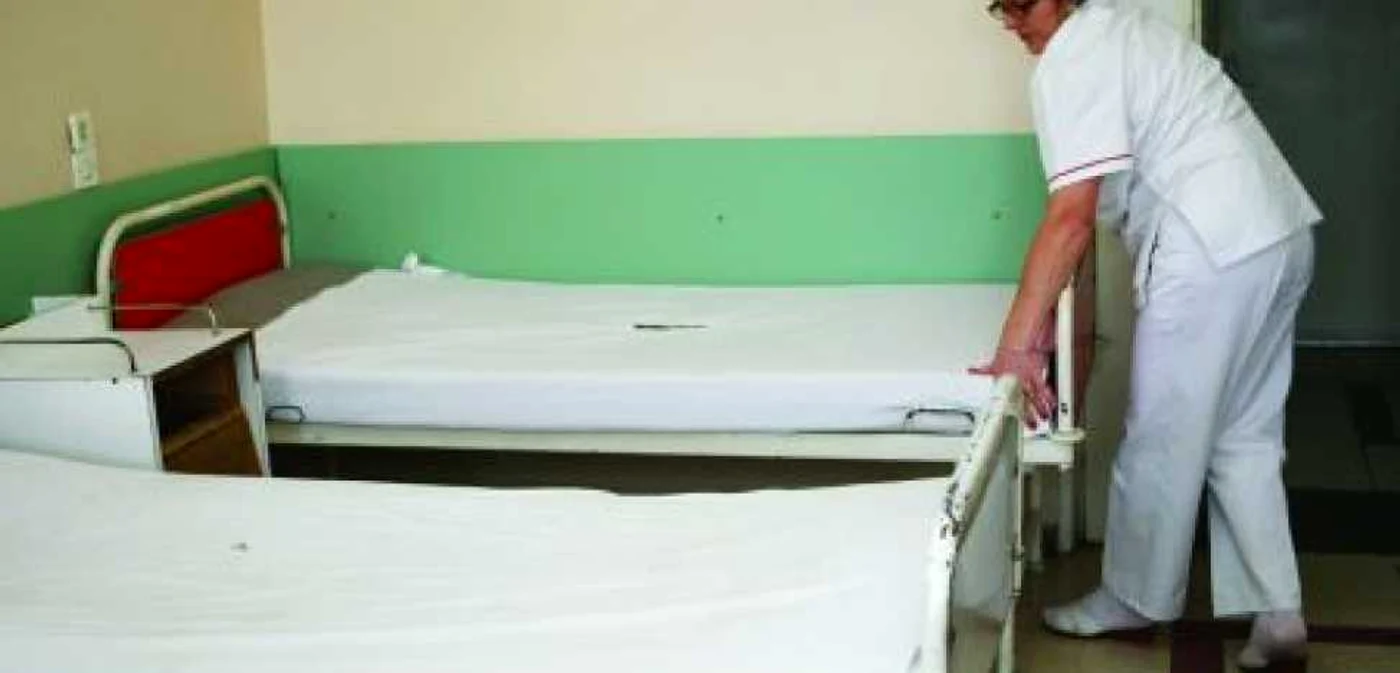 Cearşafurile din Spitalul Judeţean se află într-o stare deplorabilă