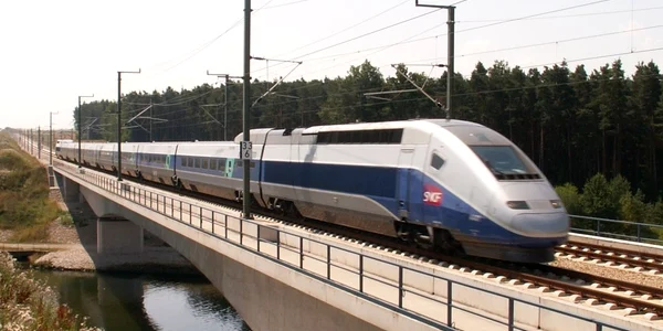 Povestea TGV ului  Cum a câştigat Franţa «bătălia pentru viteză» în domeniul feroviar jpeg