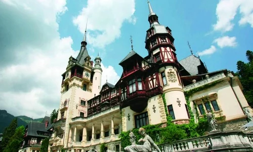 Peleşul rămâne muzeu jpeg