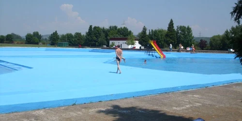 Baza "Crizantema" se schimbă de la zero