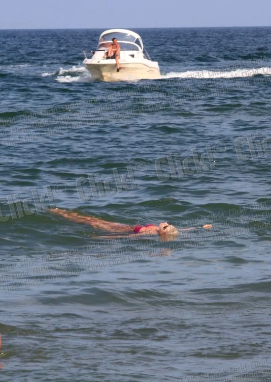 Adina Heaven la mare