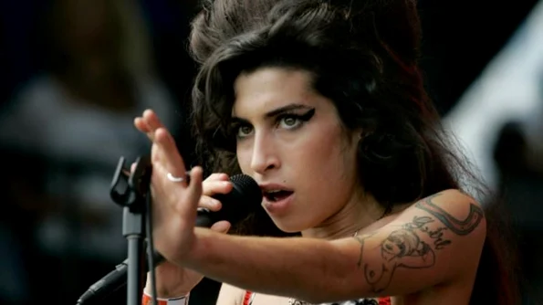 Amy Winehouse, al 42 lea membru al Clubului artiştilor morţi la 27 de ani jpeg