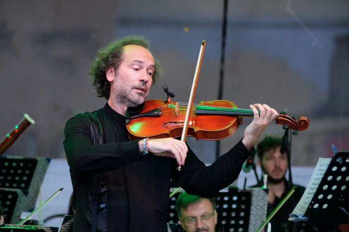 Violistul Răzvan Popovici