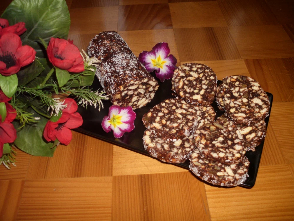 
    Salam de biscuiţi   