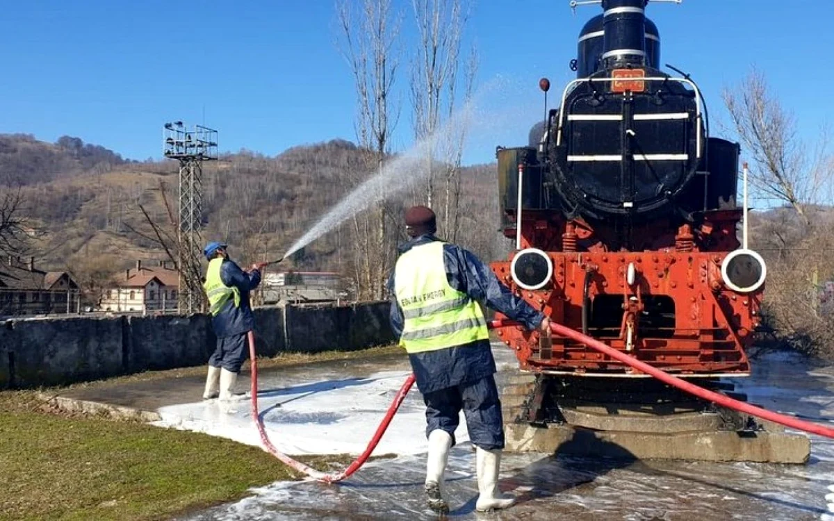 locomotiva abur petrosani foto ptimaria petrosani