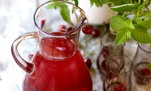 lichior de cirese jpeg