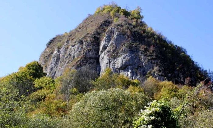 O cetate dacică din Munţii Orăştiei a ajuns „cel mai ignorat şi neglijat monument UNESCO din Europa“ jpeg