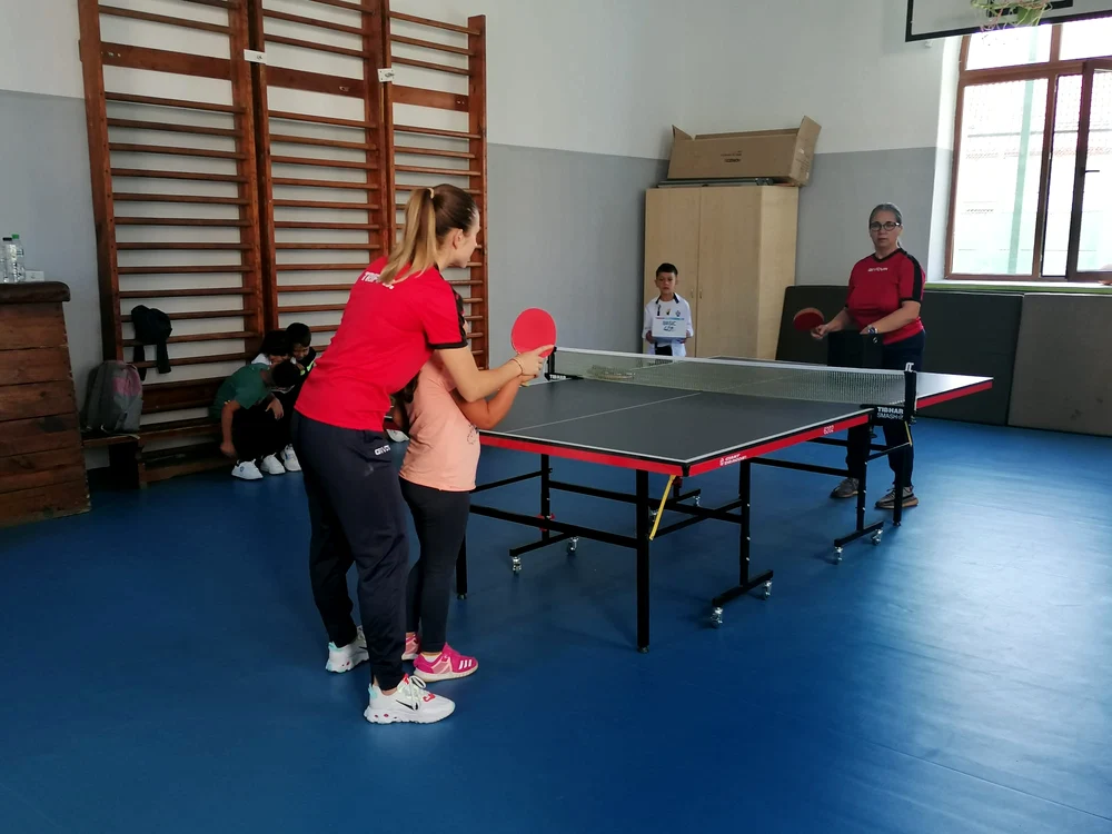 Cursurile de inițiere în tenis de masă vor avea loc tot în sala Școlii nr. 1 FOTO: Alina Mitran