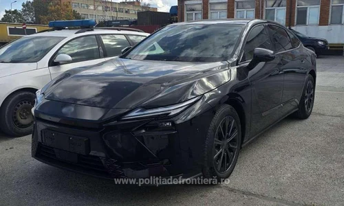1792223772385 1386 S4 jpg