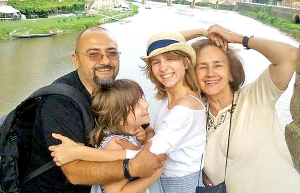 Sofia Vicoveanca merge des în vacanţe cu fiul şi nepoatele