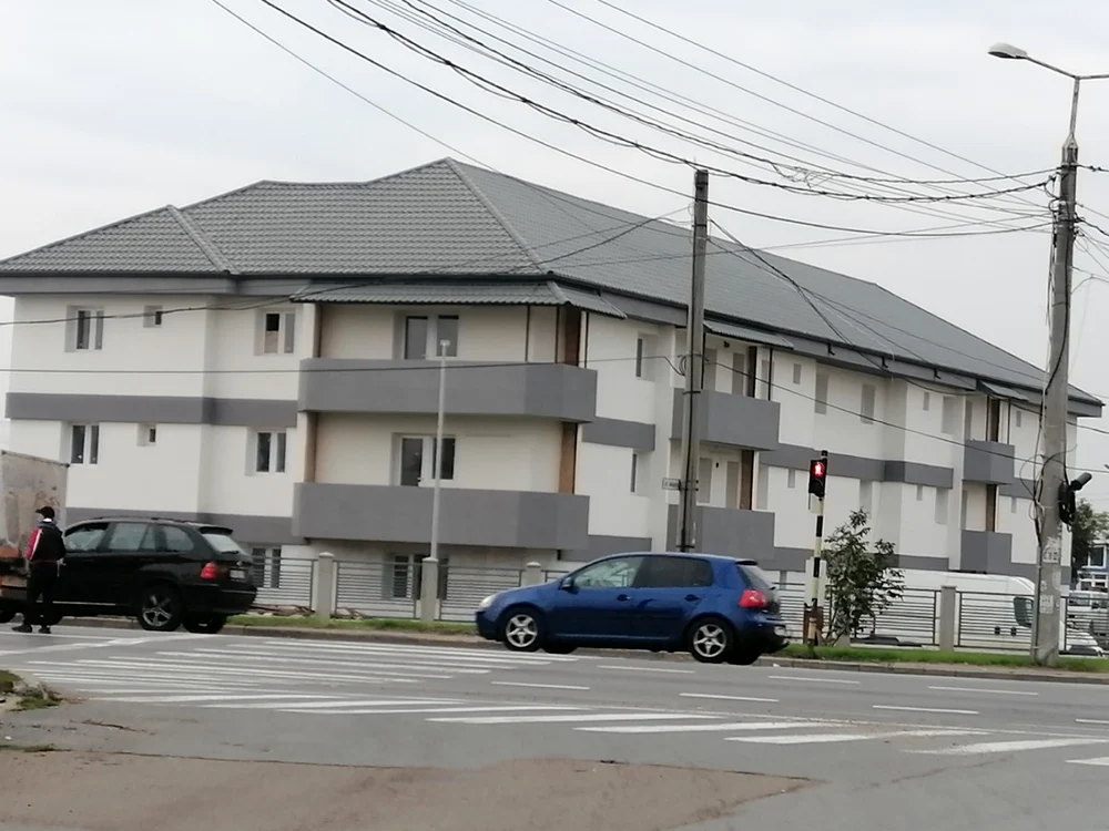 Blocul "Onasis" a fost reabilitat, dar sunt probleme cu infiltraţile