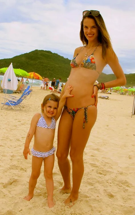 Alessandra Ambrosio FOTO: Facebook
