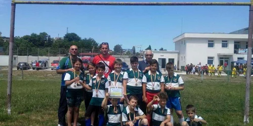 bogdan jora si echipa rugby tag ciclu primar