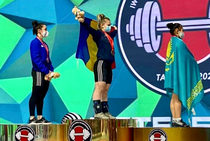 Raluca Olaru pe podium FOTO stiri.botosani.ro