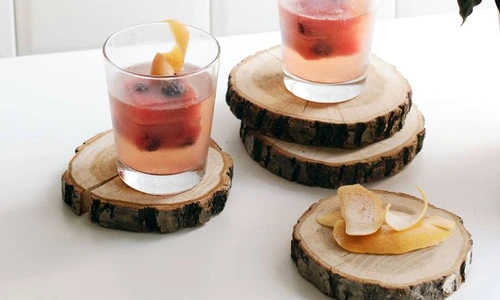 Cocktail cu pepene rosu si vin spumant jpeg