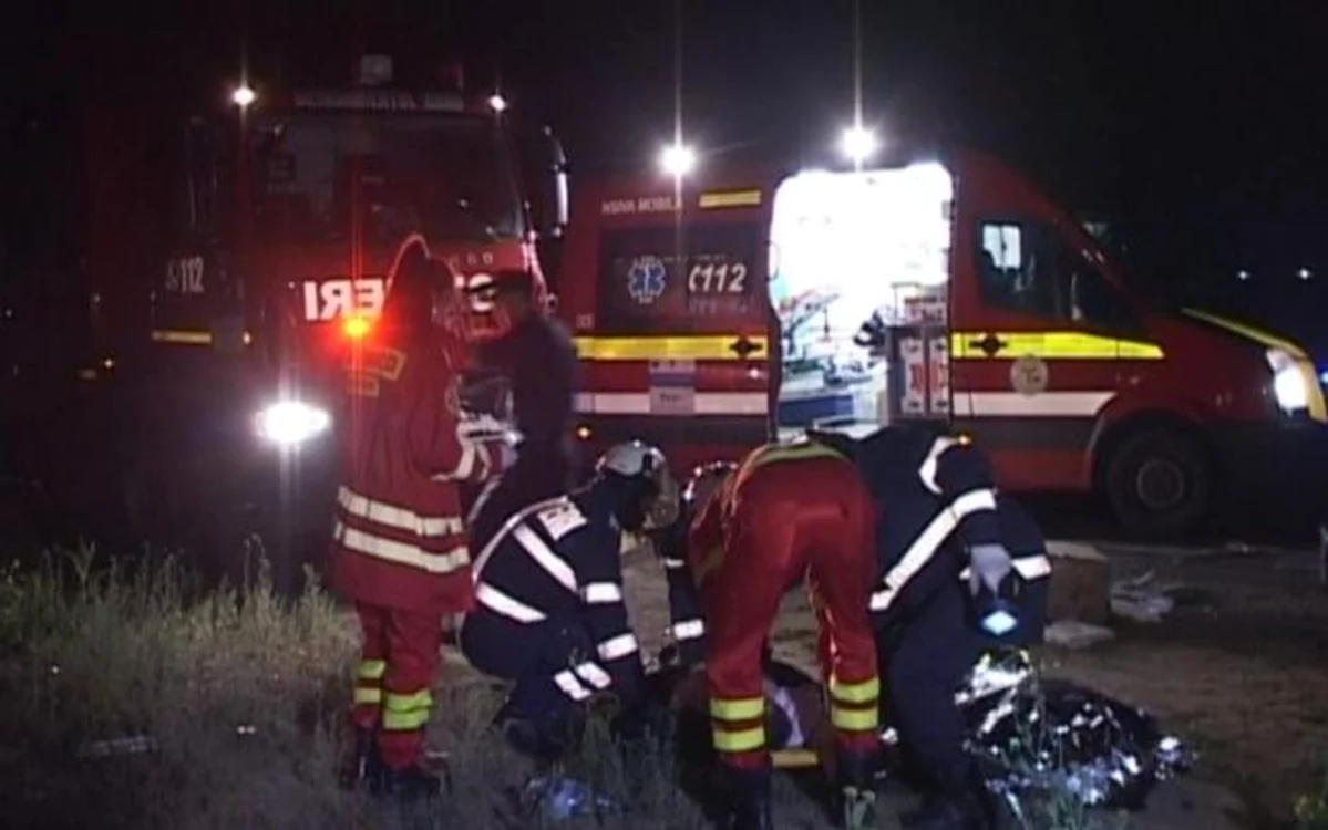 
    Medicii sosiţi la locul accidentului nu au mai putut face nimic pentru victimă şi au constatat decesulFoto: adevarul.ro  