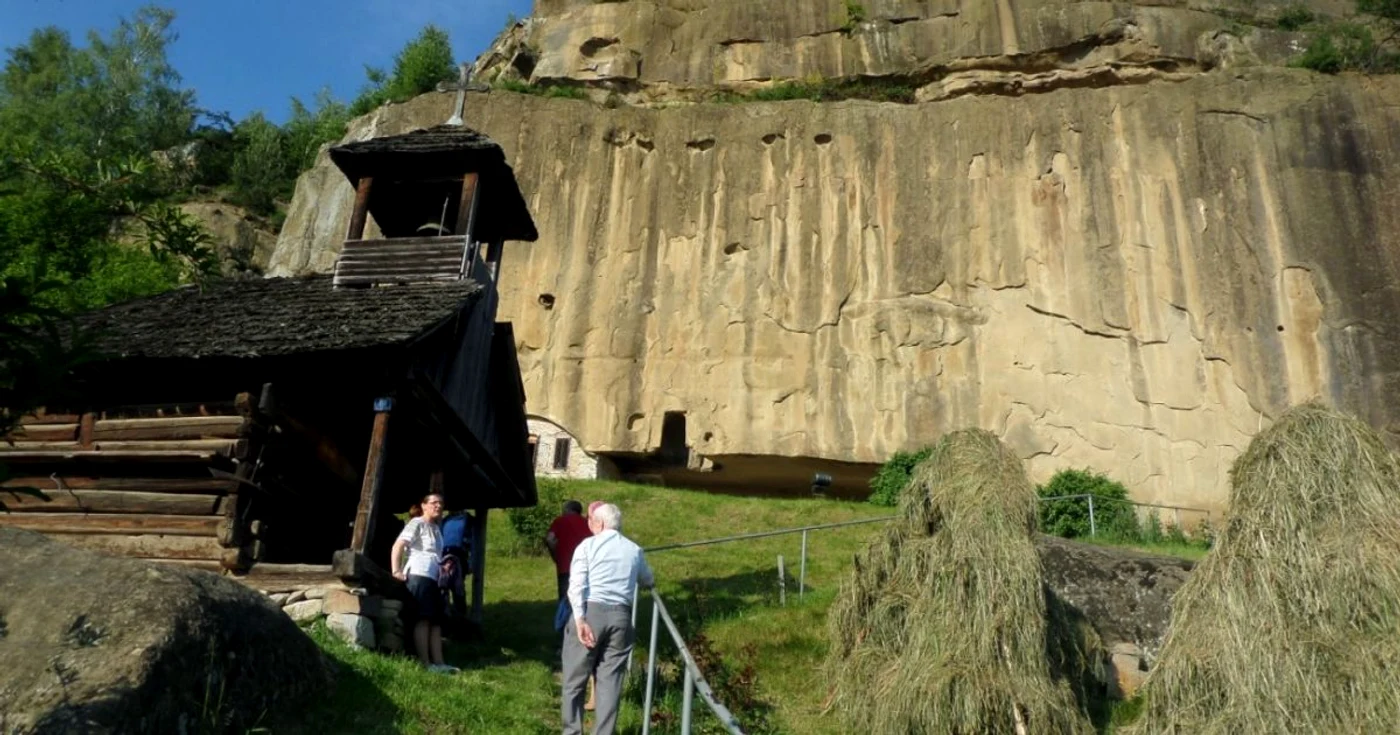 manastire corbi arges