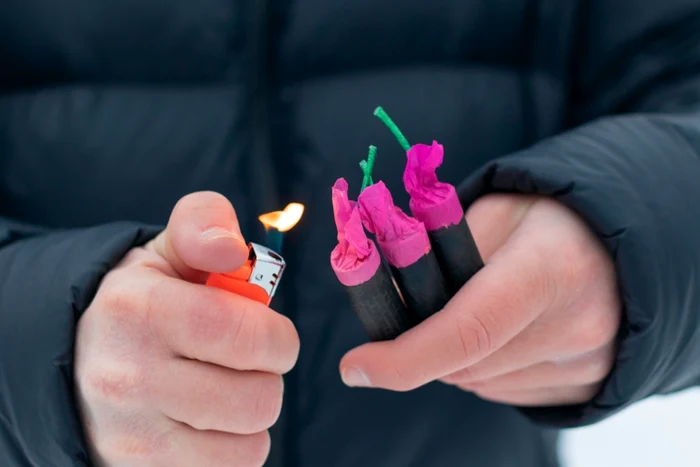 Polițiștii au ridicat peste trei tone de articole pirotehnice/FOTO: Shutterstock