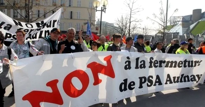 Protest la fabrica Peugeot