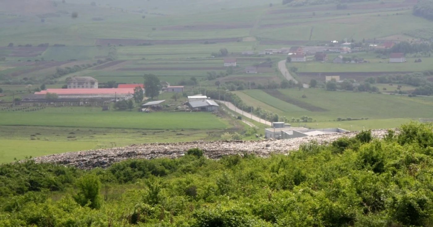 groapa gunoi bistrita  7