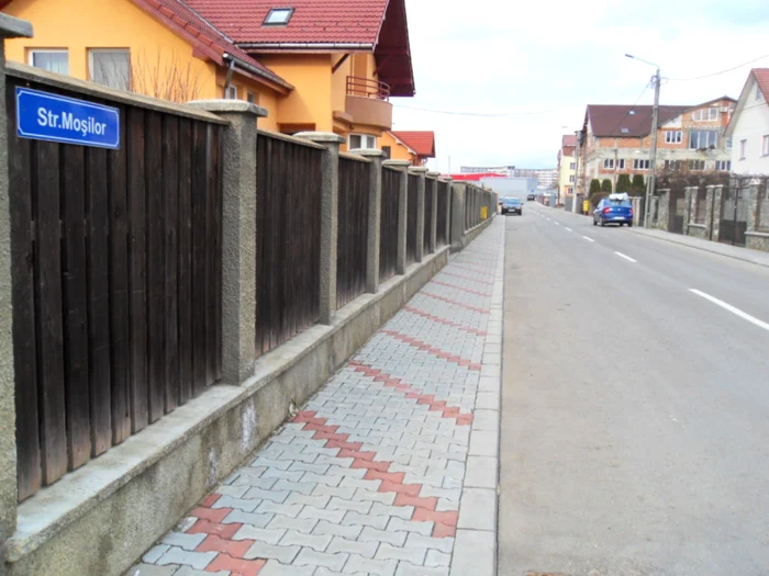 Strada Moşilor, pe care locuieşte primarul Ovidiu Creţu a fost a doua stradă reabilitată din zonele rezidenţiale FOTO: Bianca Sara