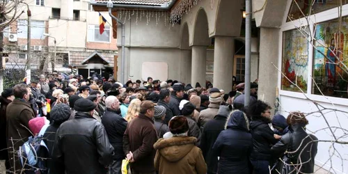 Câteva mii de reşiţeni sunt aşteptaţi în procesiune. 