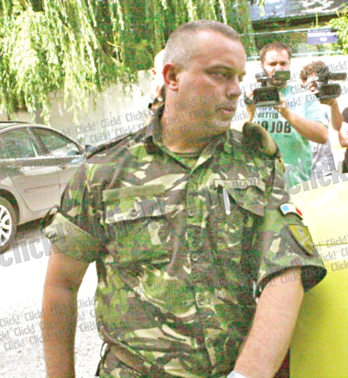 După incident, Sebastian Mistreanu a mers la unitatea militară şi şi-a dat demisia (Foto: Florin Chirica)
