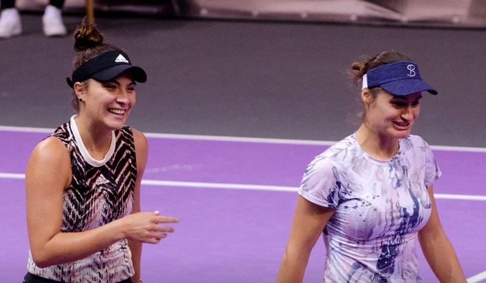 Gabriela Ruse și Monica Niculescu, învingătoare la Hong Kong (FOTO: Facebook)