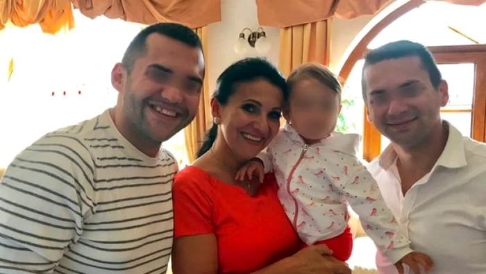 Sorina Pintea, alături de copii