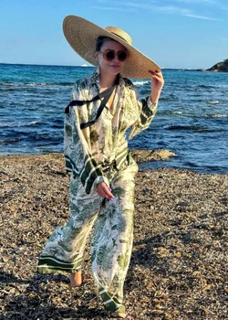 Adina Buzatu dă moda pe caniculă Foto: arhiva personală