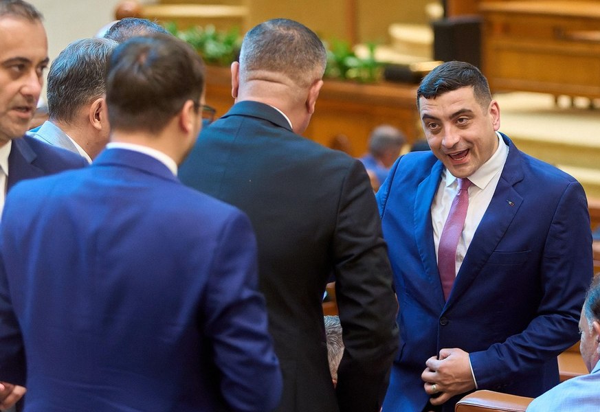 George Simion: „Pentru a preveni vreun asasinat politic, voi avea asigurată pază din partea SPP”. Șeful AUR l-a numit „păduche” Alexandru Muraru (PNL)