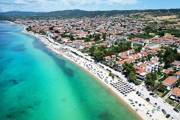 Pățania unei turiste care și-a luat cazare în Grecia. În loc de vacanţa visată, o ţeapă de zile mari: „Contul FB este șters, avansul este plătit și cazare nu mai e”