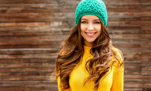 caciula cu mot shutterstock 517412428 jpg