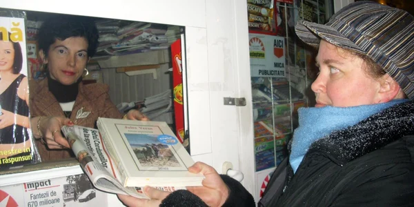 Cărțile s-au dat ca pâine caldă încă de la ora 7.00. 