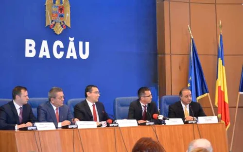 Contract semnat la Bacău