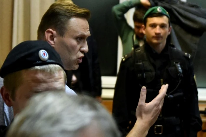 Opozantul Aleksei Navalnîi adus în faţa unui tribunal din Moscova FOTO AFP