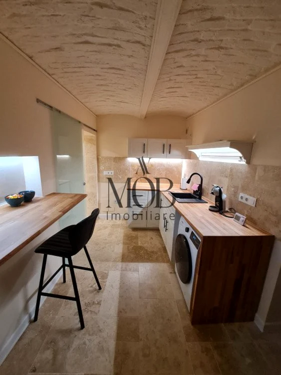 Garsoniera cu 8.000 de euro mp. FOTO: MOB
