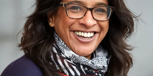 Indhu Rubasingham, foto Wikipedia Mark Douet png