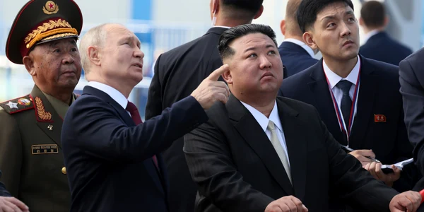 Vladimir Putin si Kim Jong un, vizita la cosmodrom FOTO Profimedia (4) jpg