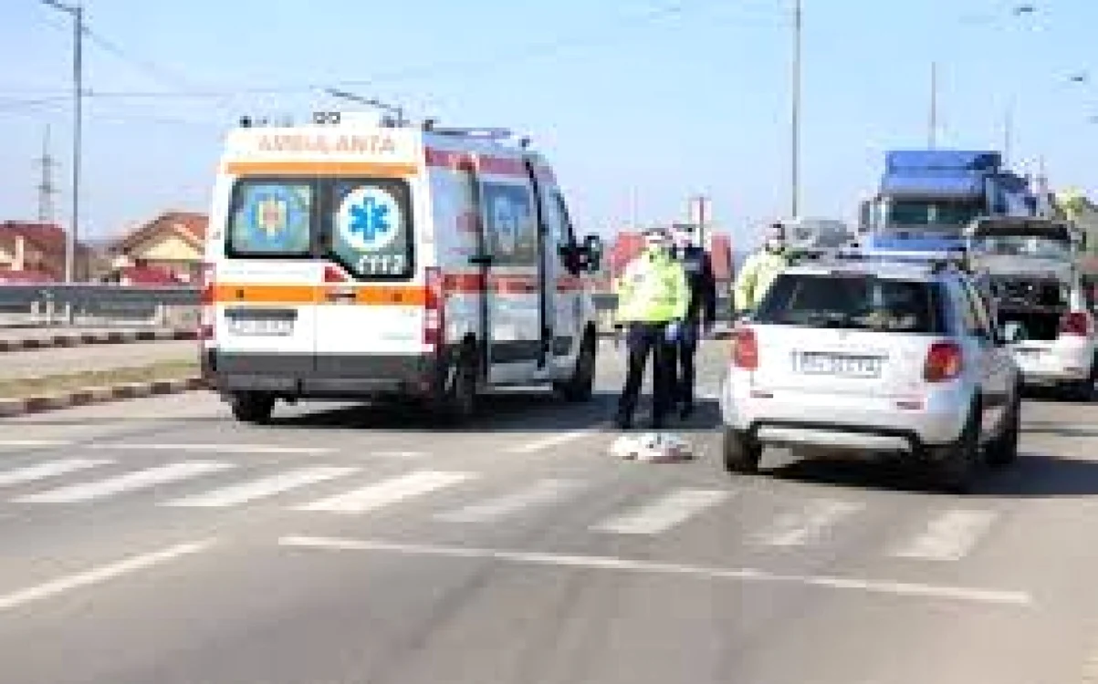 Tânăra a fost transportată la spital