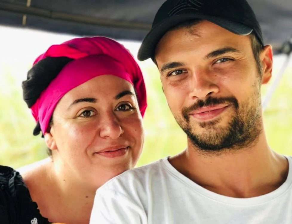 
    Oana Roman este mândră că la 43 de ani, nu a avut nevoie să apeleze la esteticianFoto Facebook  