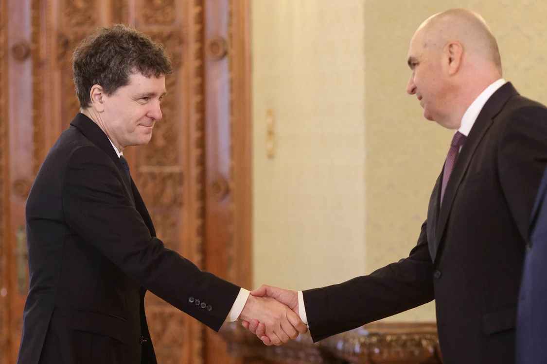 De ce nu l-a anunţat Nicuşor Dan pe Ilie Bolojan despre nominalizarea lui Adrian Veştea