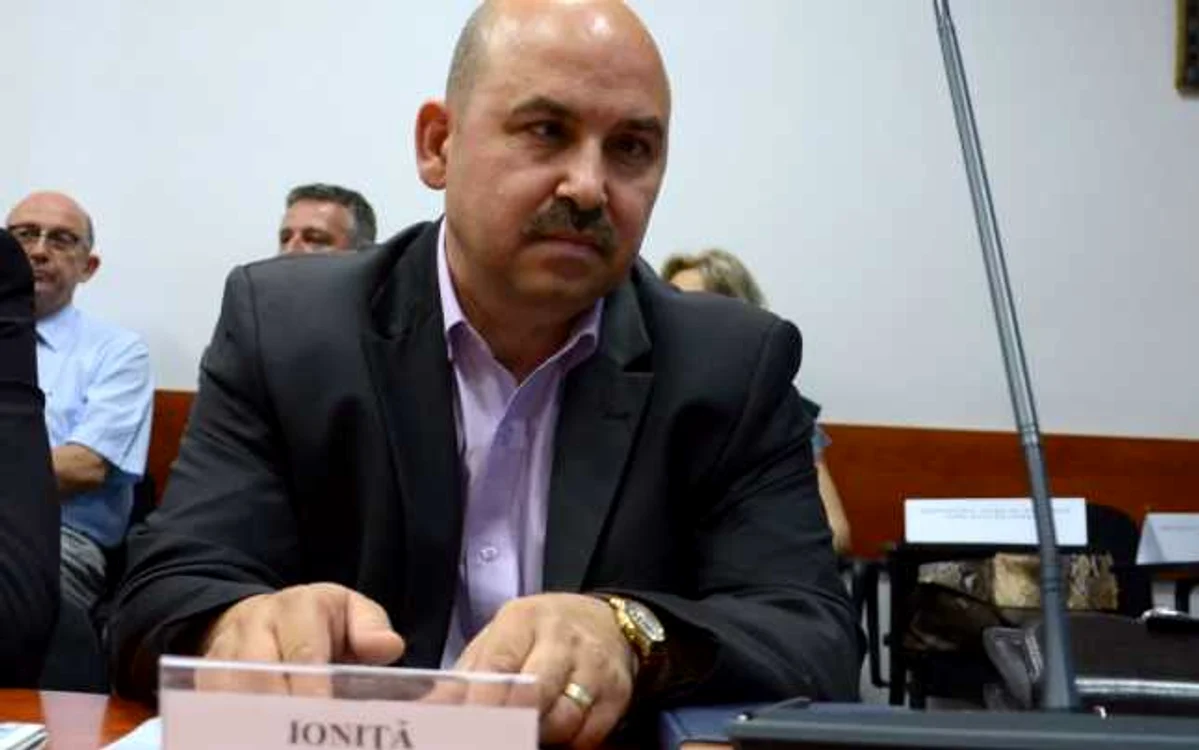 Dan Aurel Ioniţă a fost contestat de un coleg din PP-DD