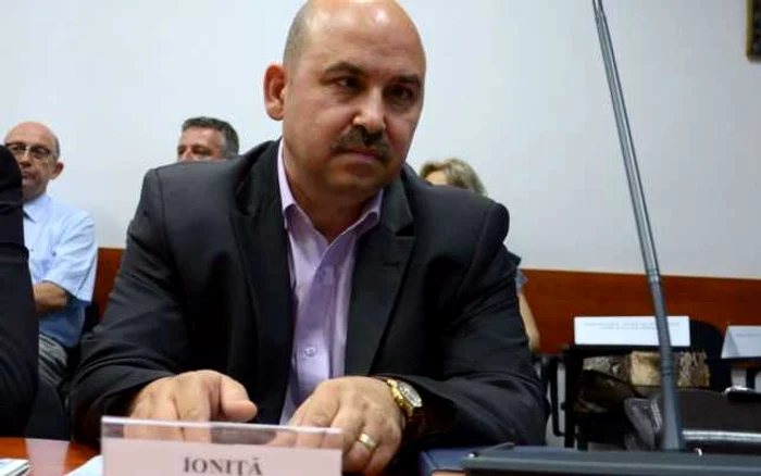 Dan Aurel Ioniţă a fost contestat de un coleg din PP-DD